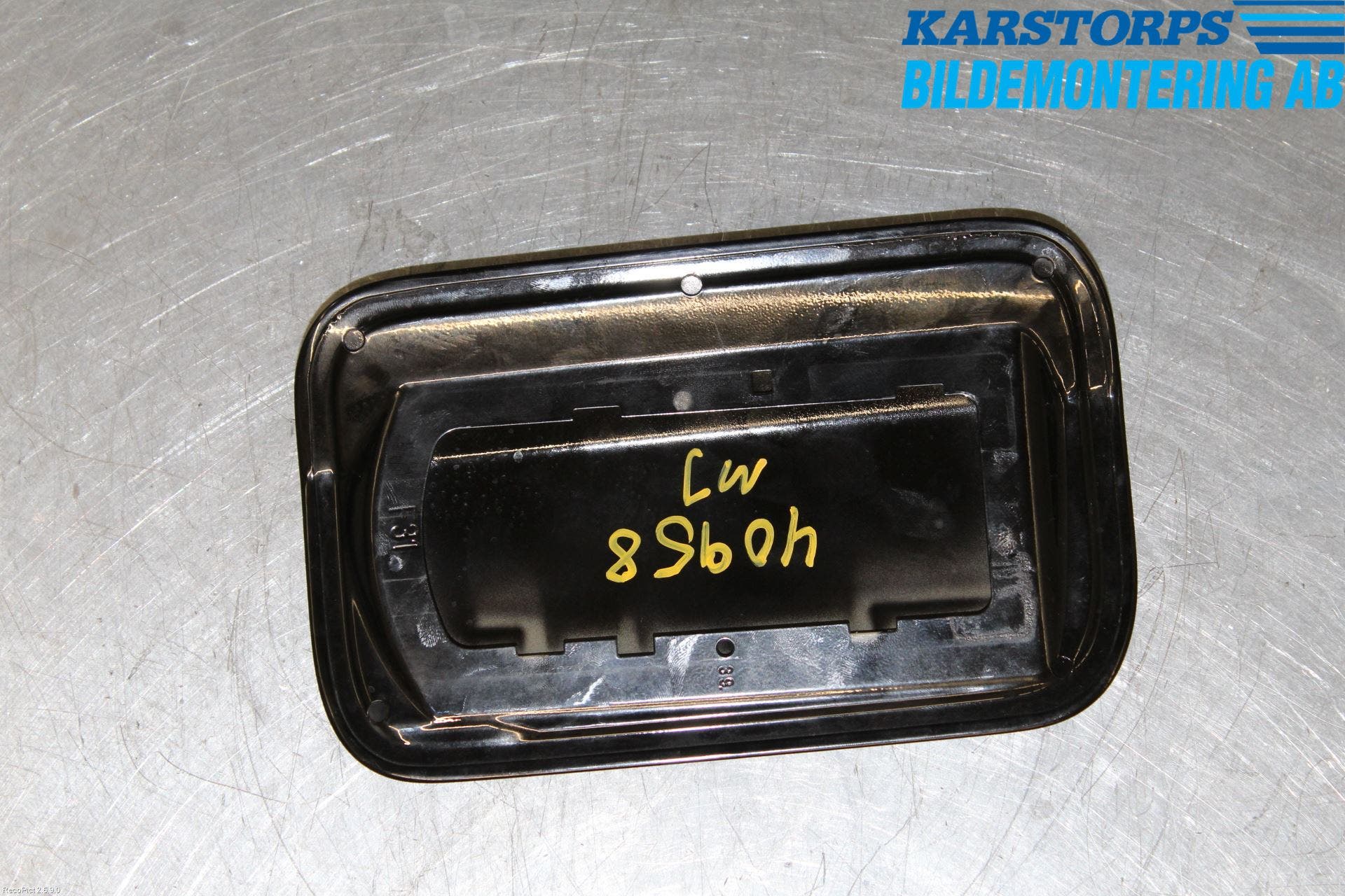 BMW 3 F30/F31/F80 12-19 Tanklucka