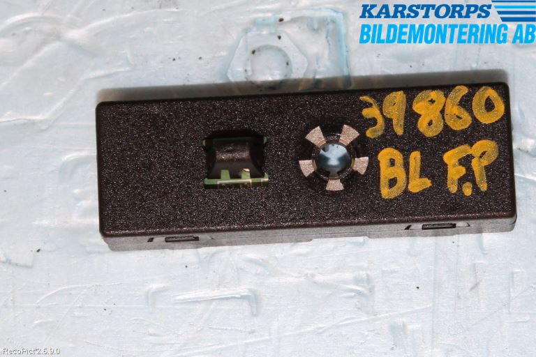 Volvo V60 11-13 Antennförstärkare