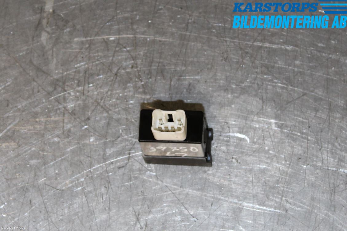 Kia CARNIVAL Strömställare Stolvärme