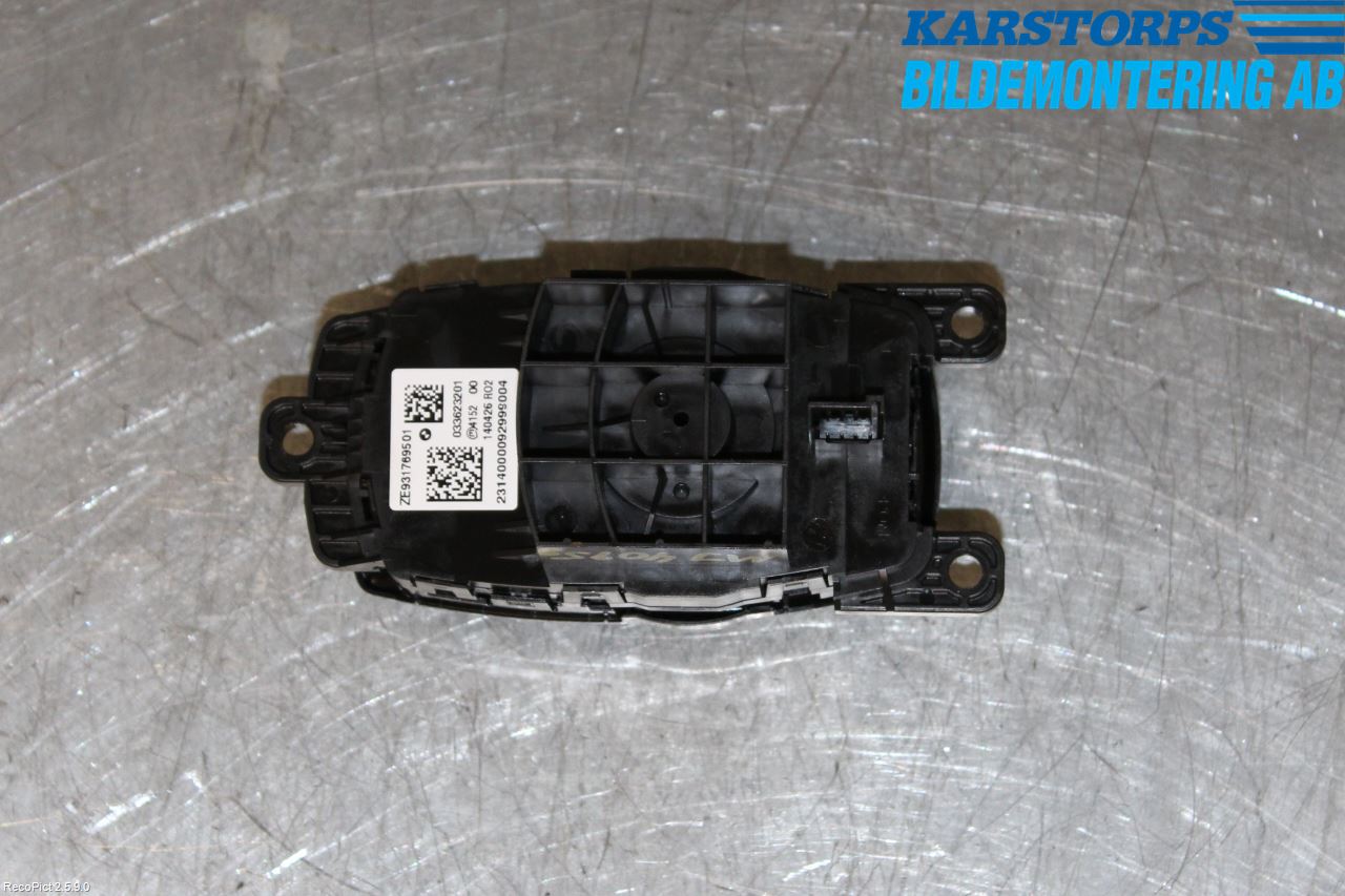 BMW 3 F30/F31/F80 12-19 Strömställare Färddator