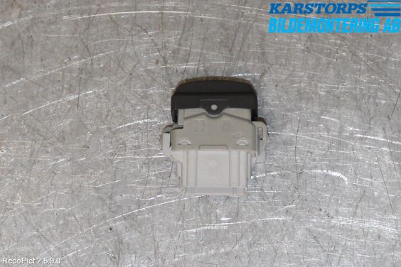 Renault CLIO III  09-12 Strömställare Antisladd