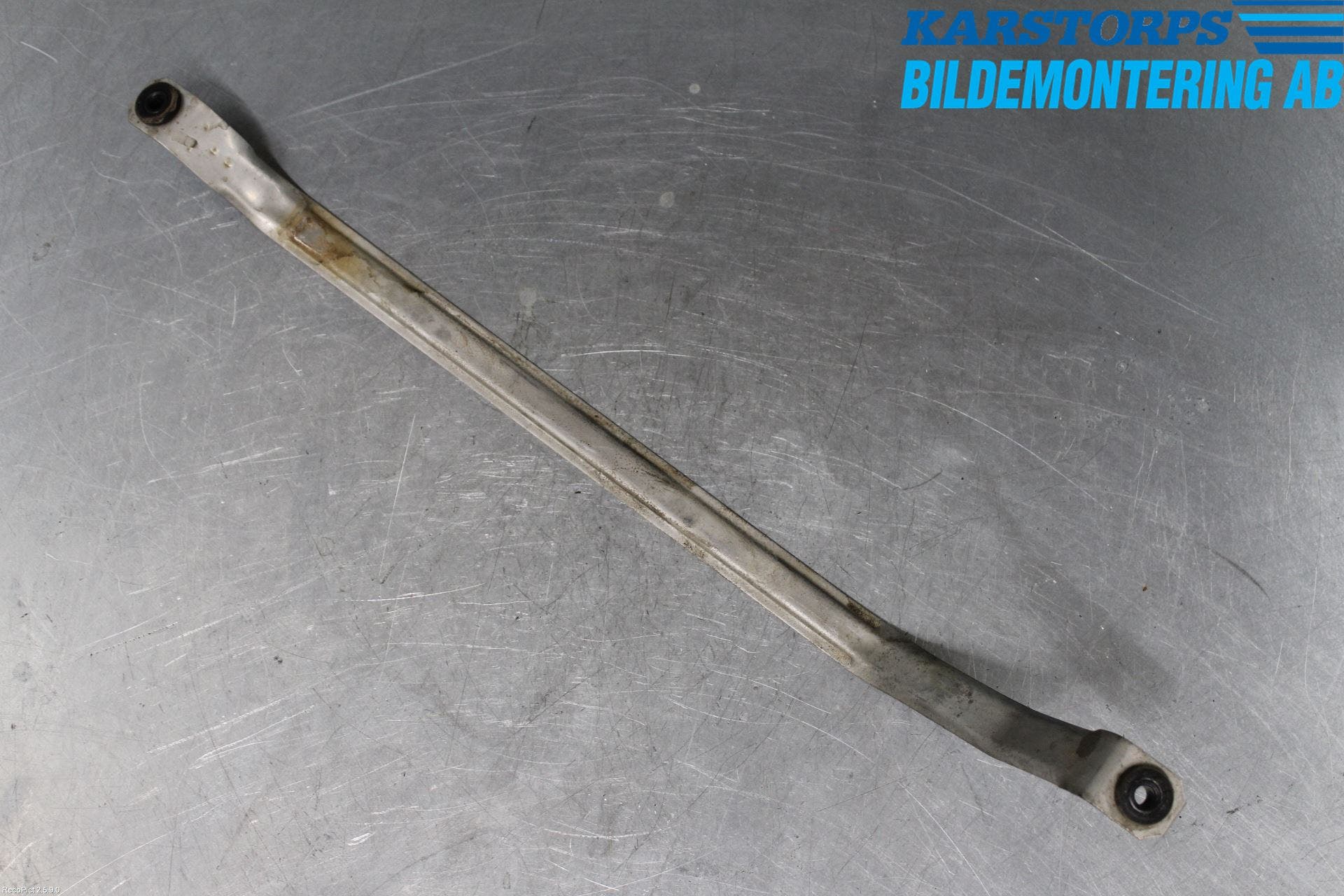 BMW 5 F10/F11/F18 09-17 Bränsletanksband