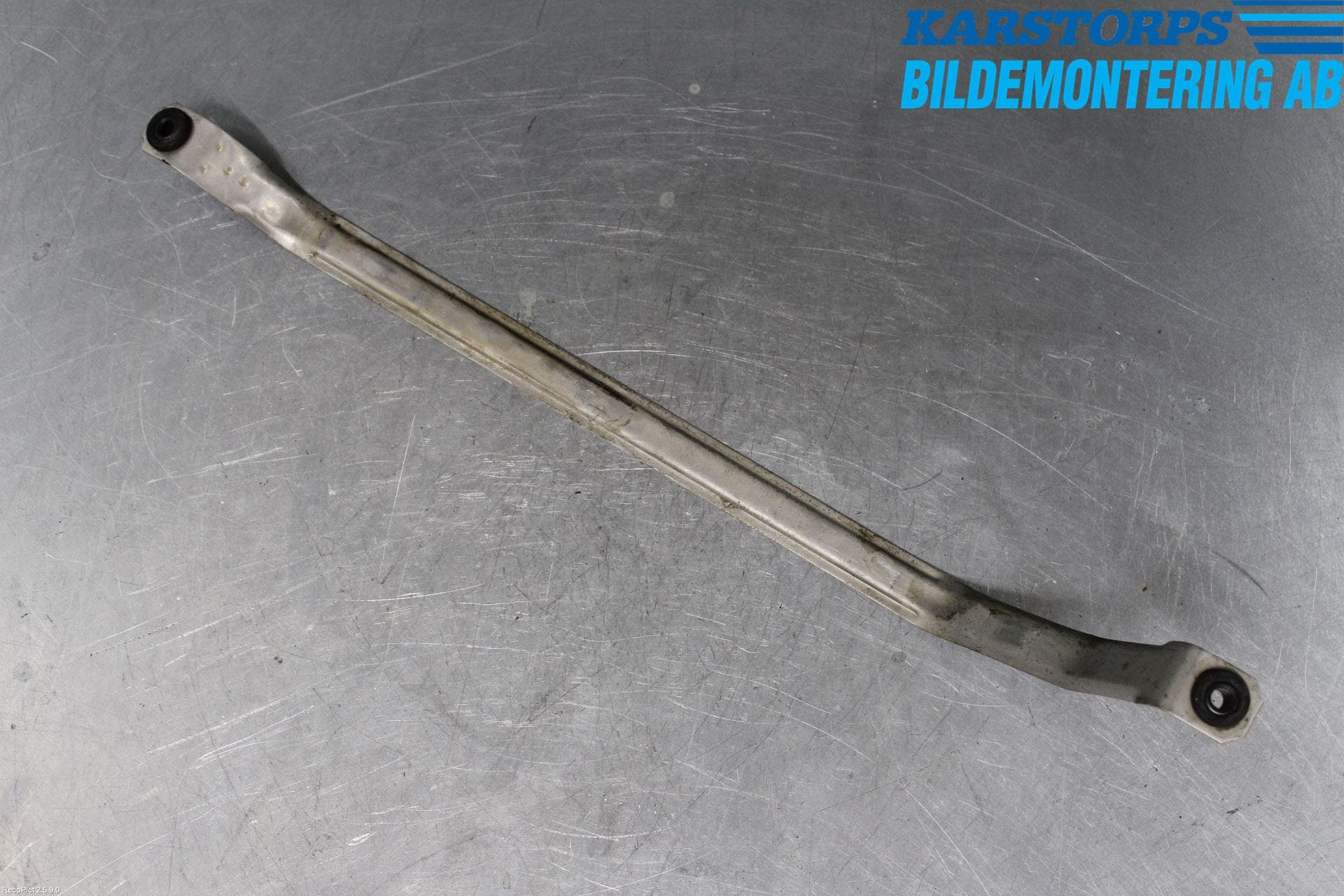 BMW 5 F10/F11/F18 09-17 Bränsletanksband