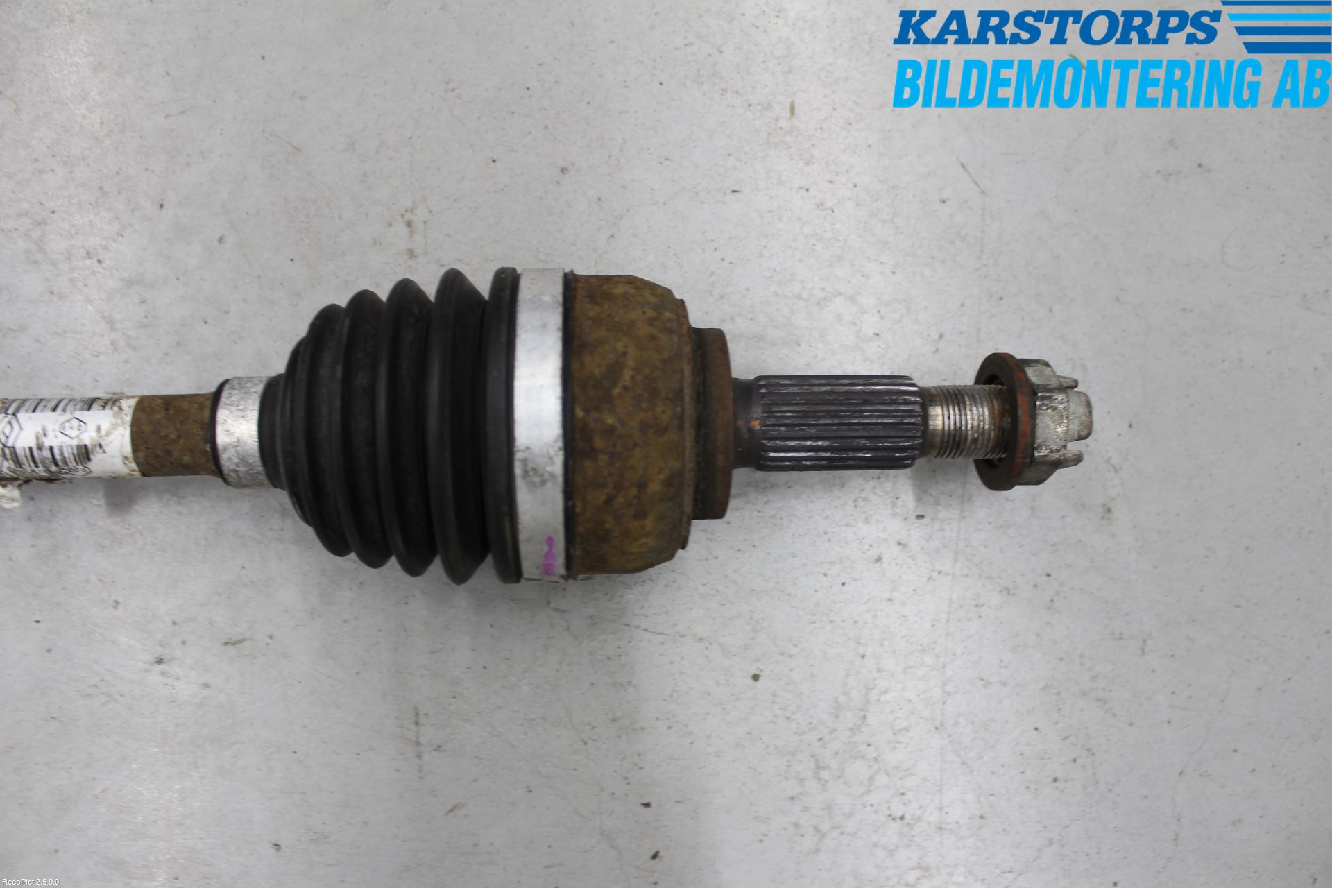 Renault CLIO III  09-12 Drivaxel Fram Höger