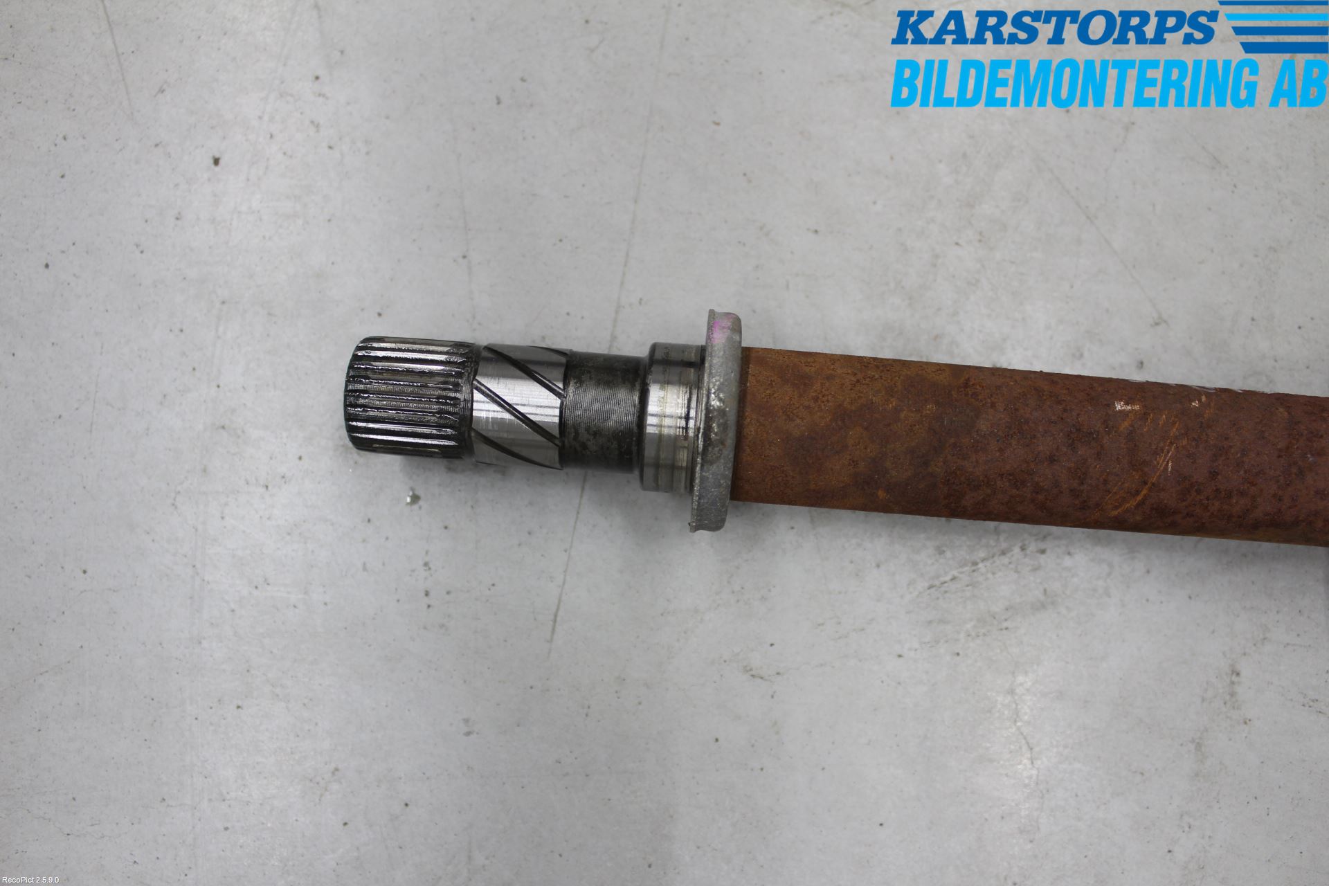 Renault CLIO III  09-12 Drivaxel Fram Höger