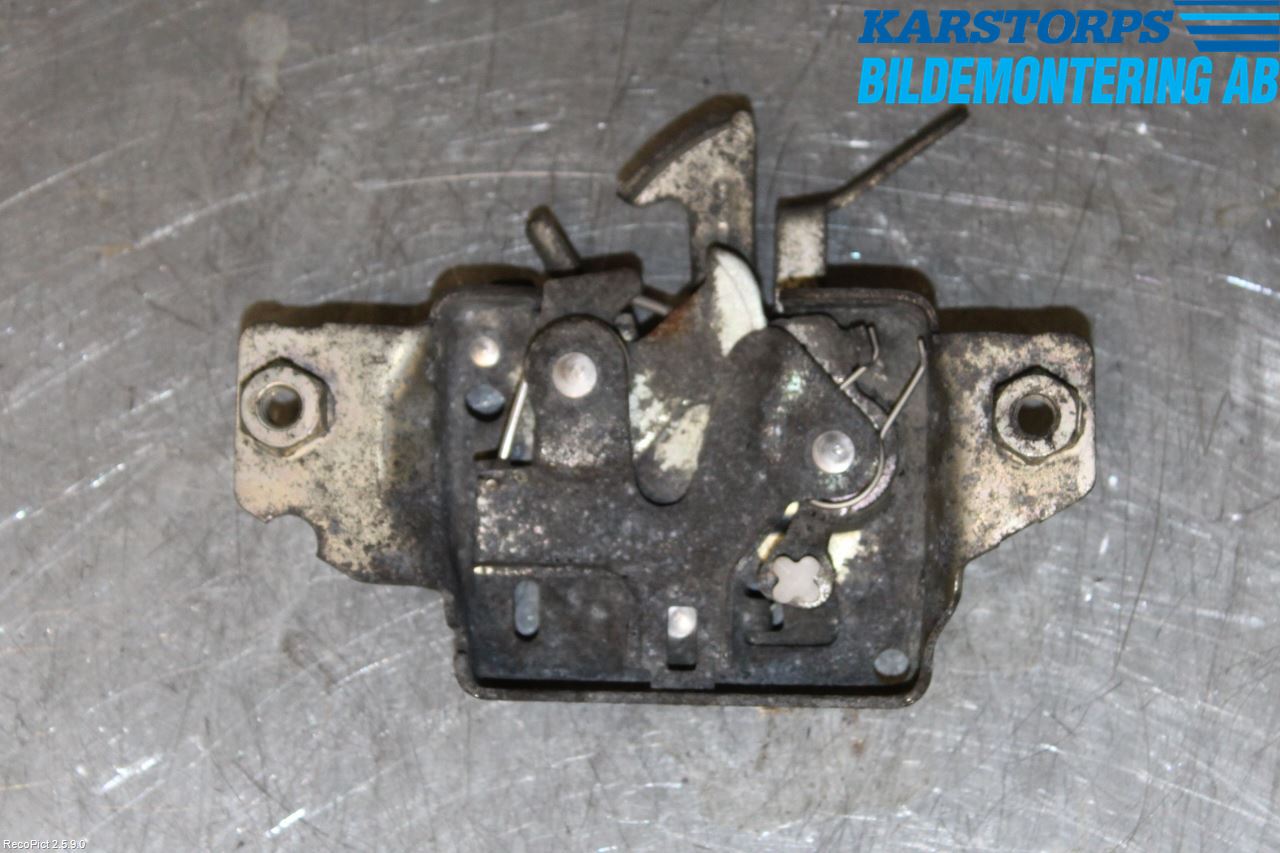 Renault CLIO III  09-12 Huvlås