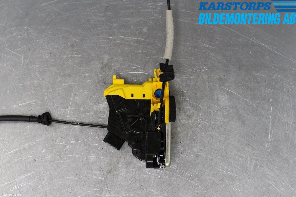 Kia CEED 12-18 Låskista-Dörrlås