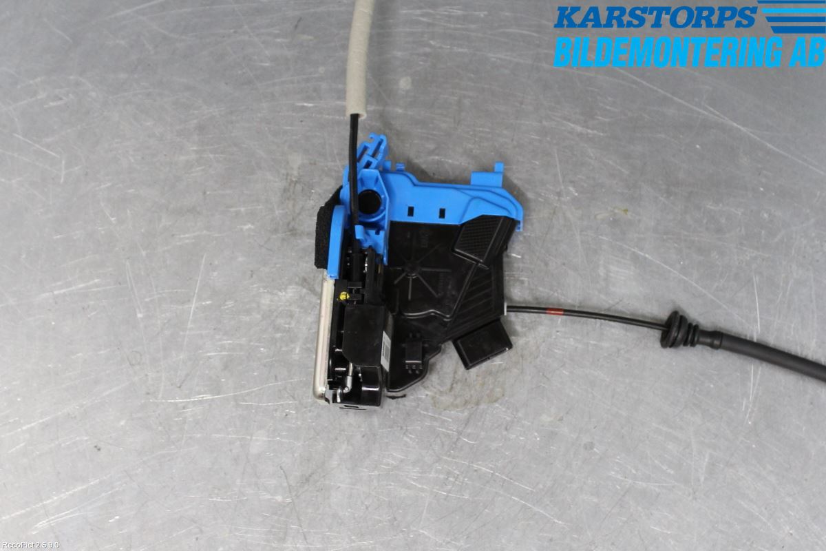 Kia CEED 12-18 Låskista-Dörrlås