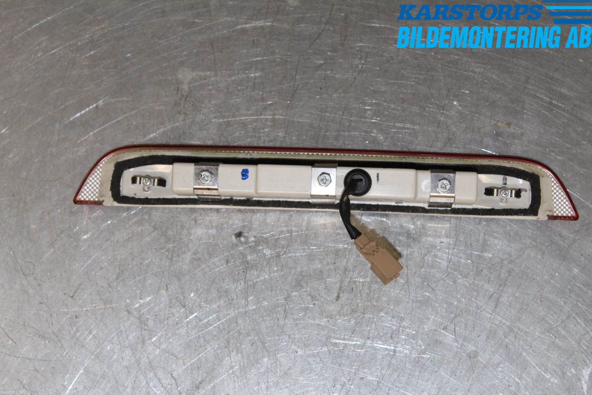 Renault KOLEOS I 08-10 Bromsljus Bakruta