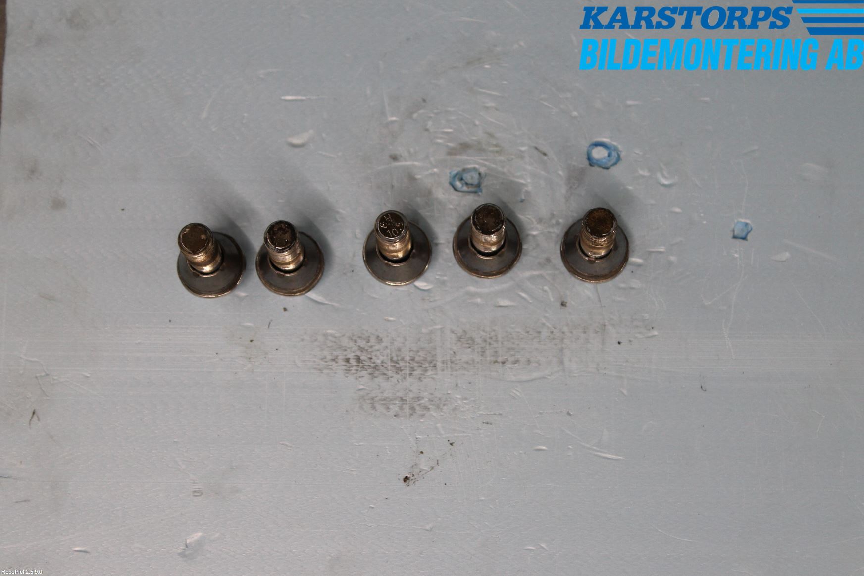 Volvo V70 14-16 Hjulmutter-Bult-Sats