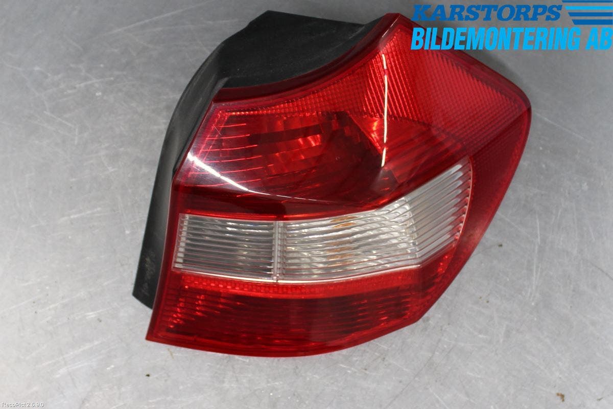 BMW 1 E87/81 5D/3D 03-11 Bakljus Höger