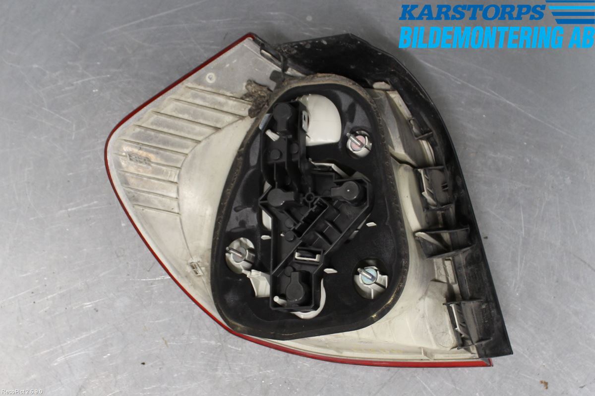 BMW 1 E87/81 5D/3D 03-11 Bakljus Höger