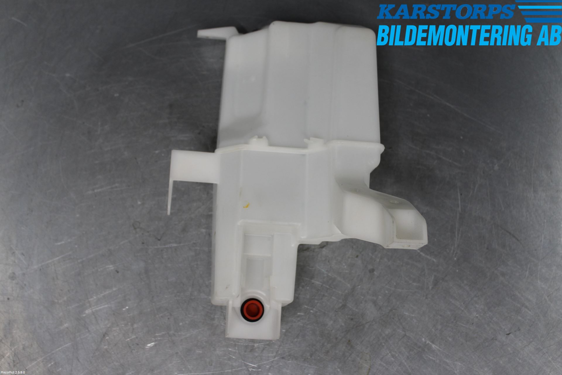 Nissan NV200/NV200 COMBI Spolartank Vindruta