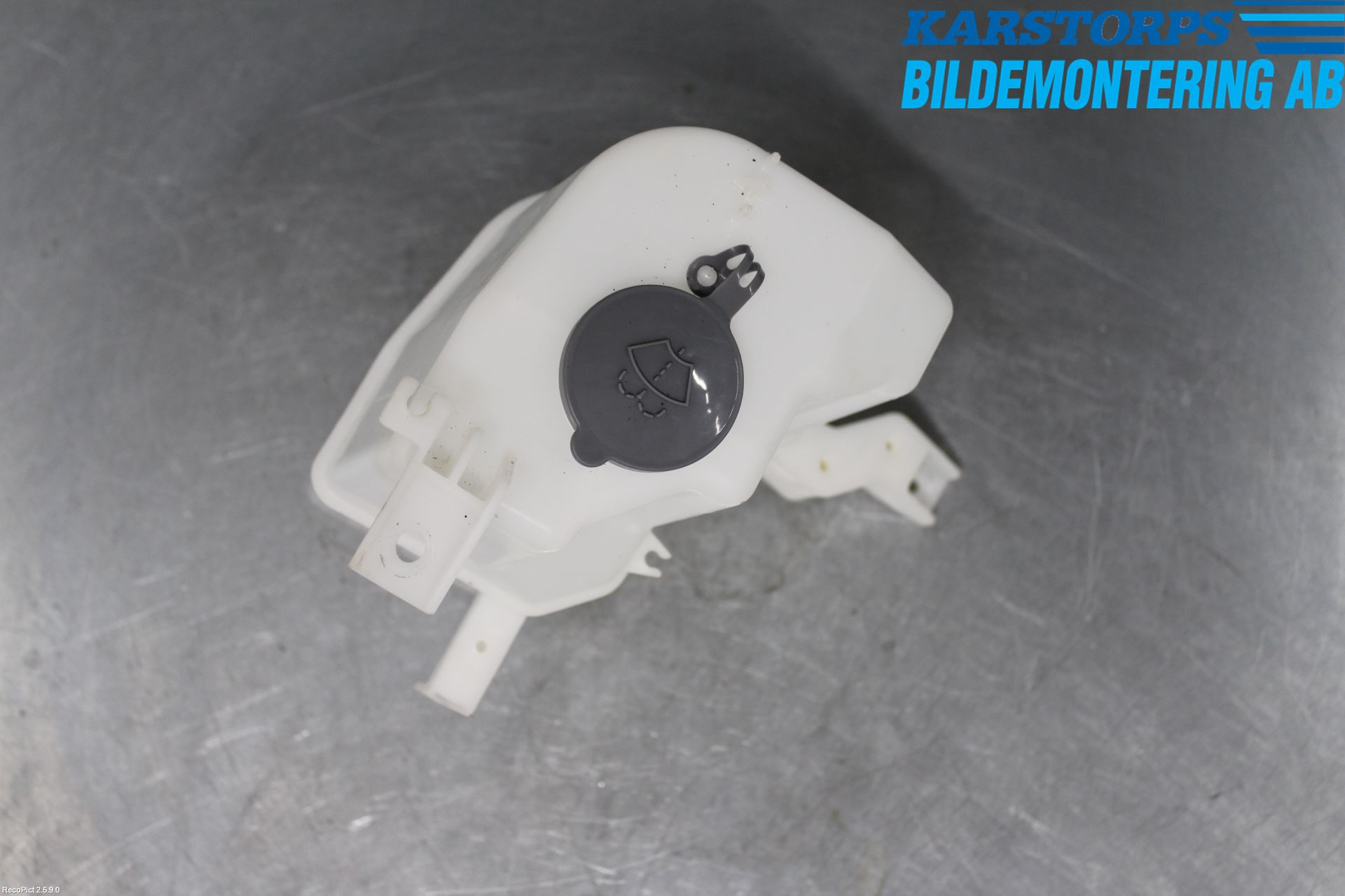 Nissan NV200/NV200 COMBI Spolartank Vindruta