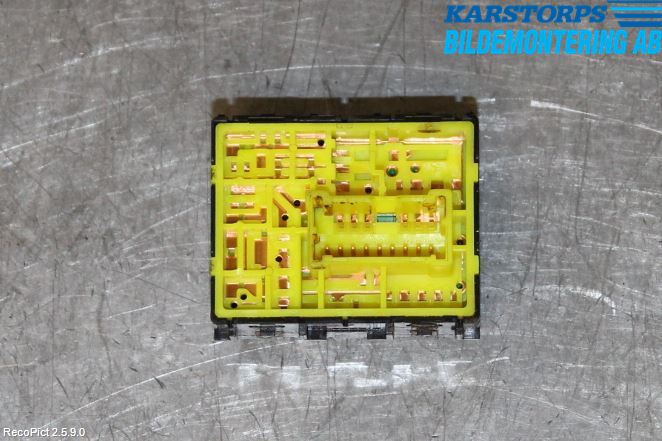Nissan NV200/NV200 COMBI Strömställare Spegel