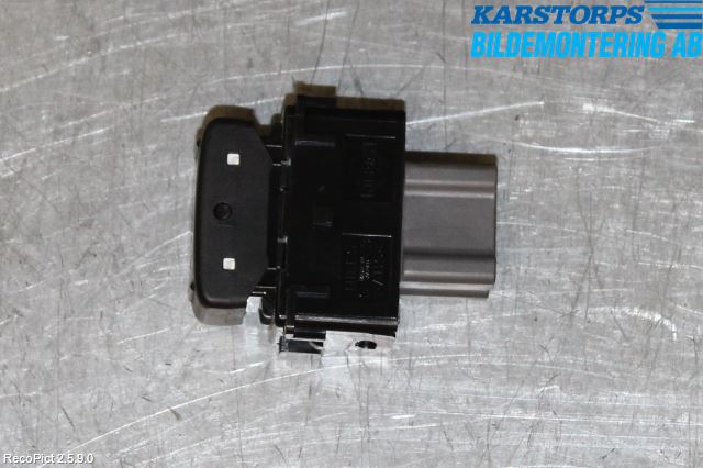 Nissan NV200/NV200 COMBI Strömställare Stolvärme