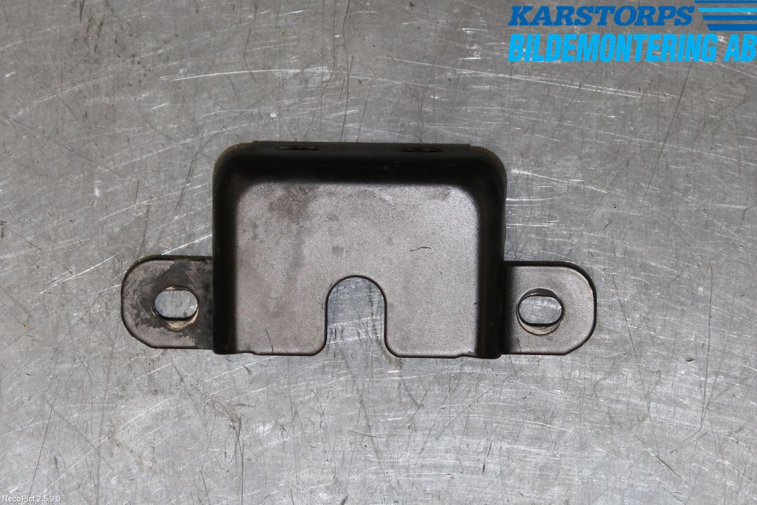 Volvo V70 08-13 Huvlås