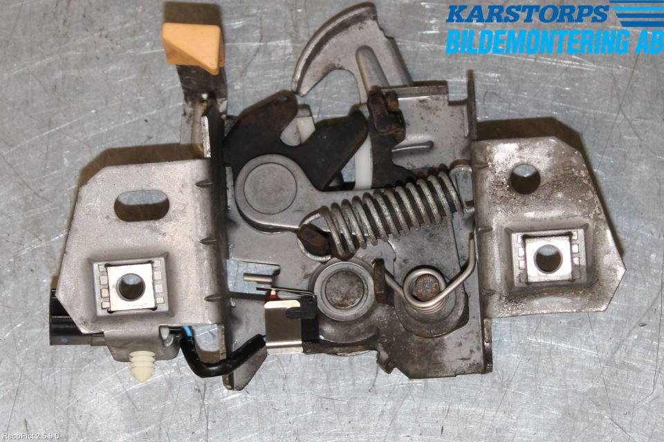 Volvo C30 07-10 Huvlås