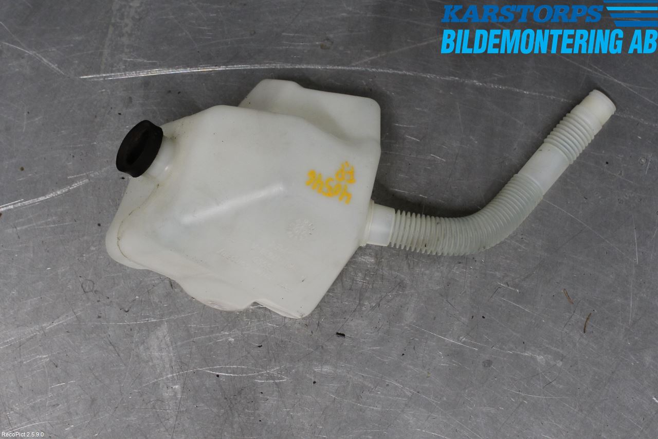 Volvo C30 07-10 Spolartank Påfyllningsrör
