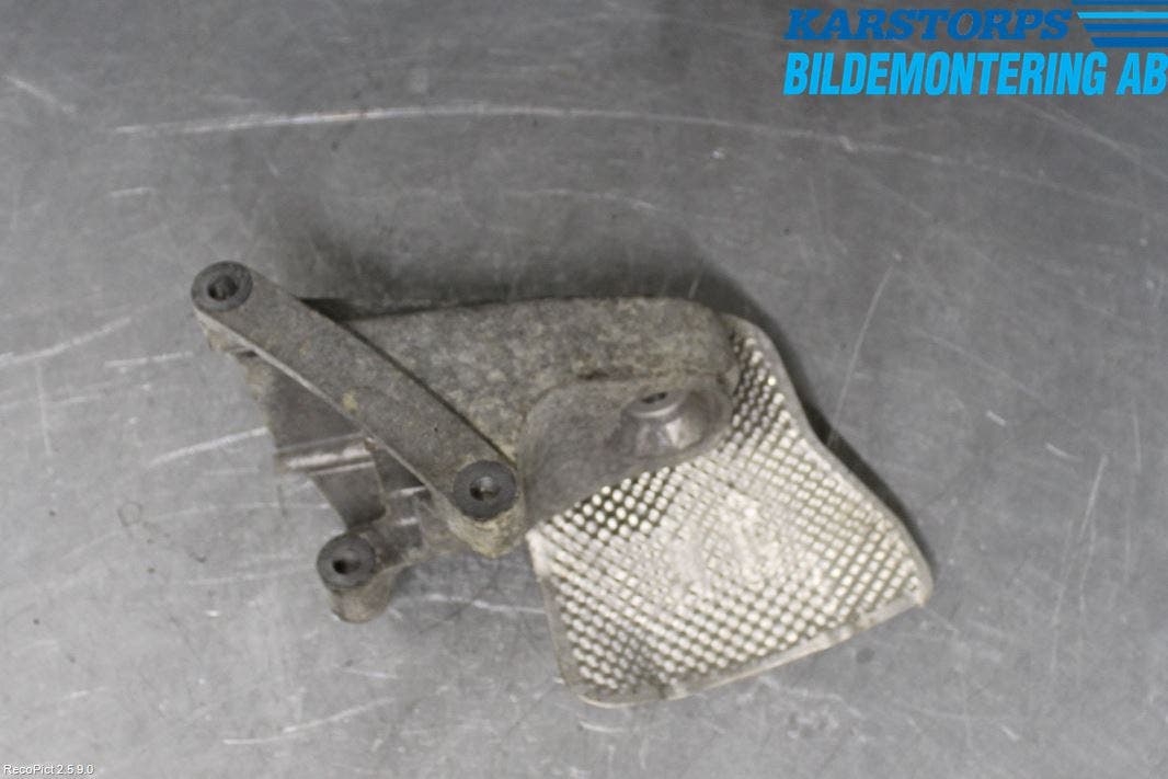 Volvo S80 07-13 Motorfäste