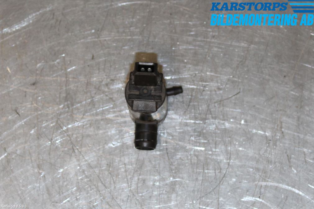 Volvo S60 01-04 Spolarpump Vindruta