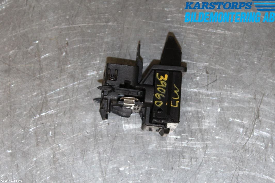 Volvo V40 12-19 Tändlås
