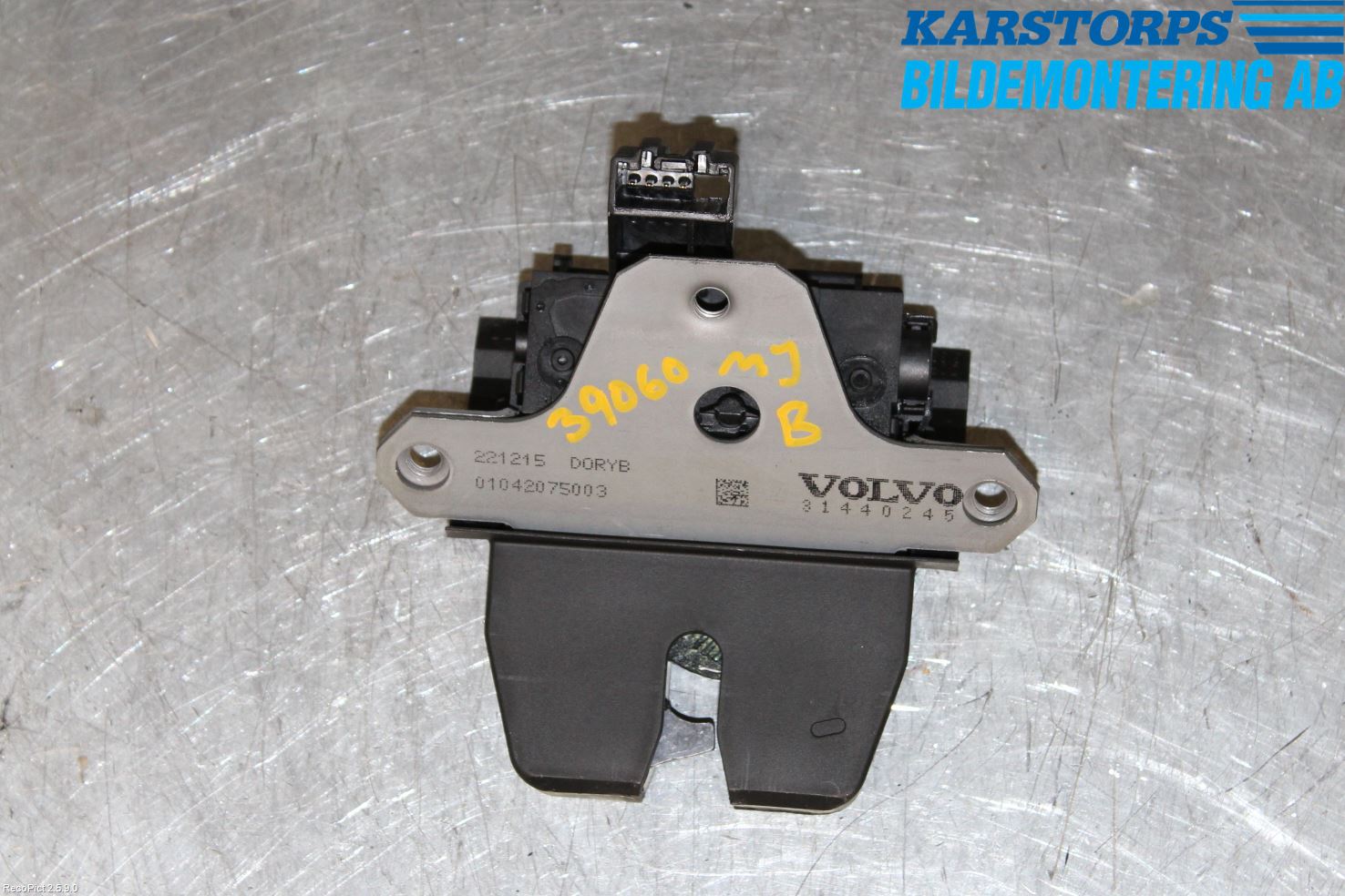 Volvo V40 12-19 Låskista Baklucka