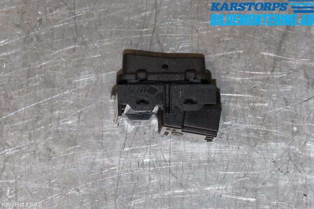 Volvo V70 08-13 Strömställare Centrallås