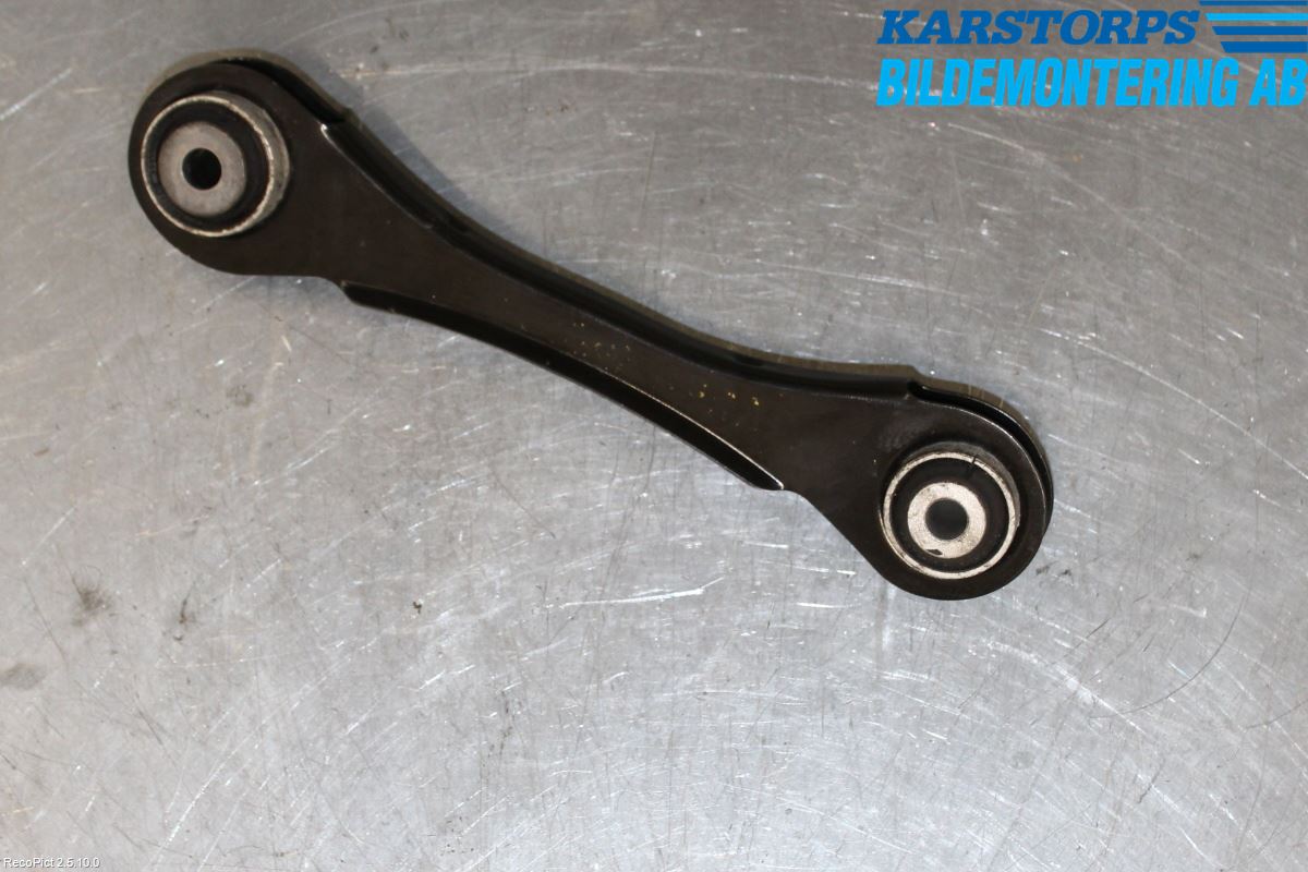 BMW 3 F30/F31/F80 12-19 Momentstag Bak