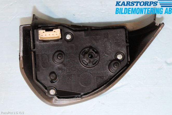 Mitsubishi L200 06-15 Spak-Rattreglage Radio