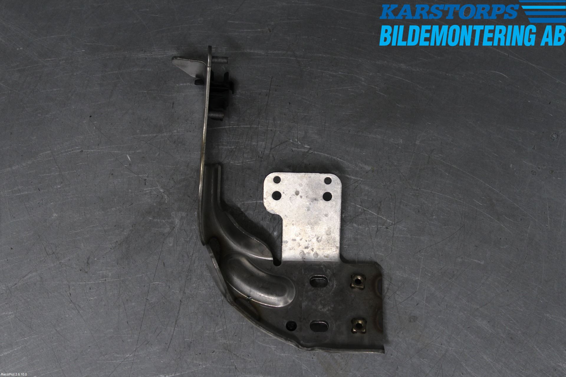 Volvo V60 14-18 Avgas Monteringsdet