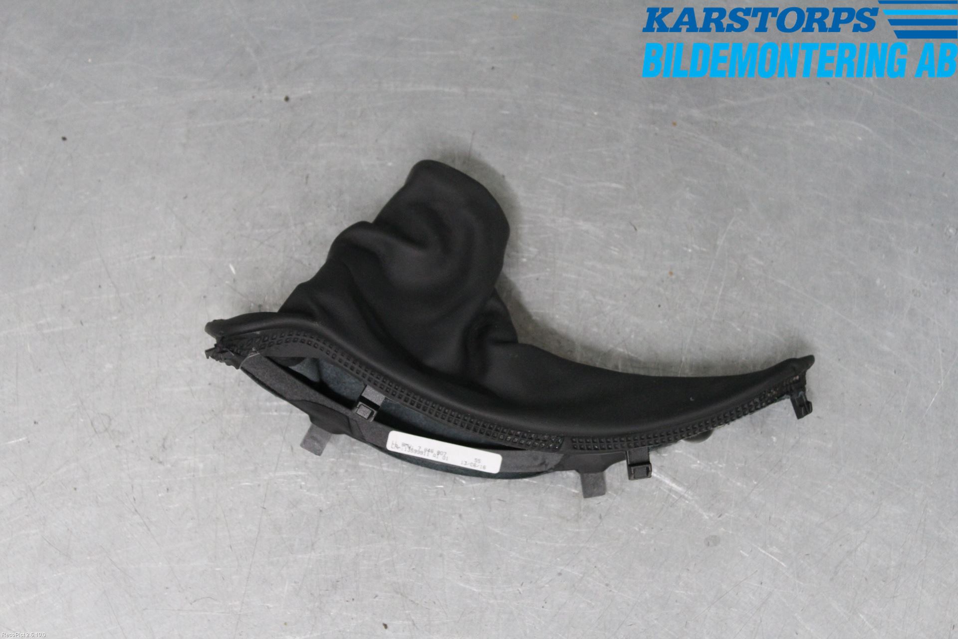 BMW 3 F30/F31/F80 12-19 Handbromsspak Damask-Skydd