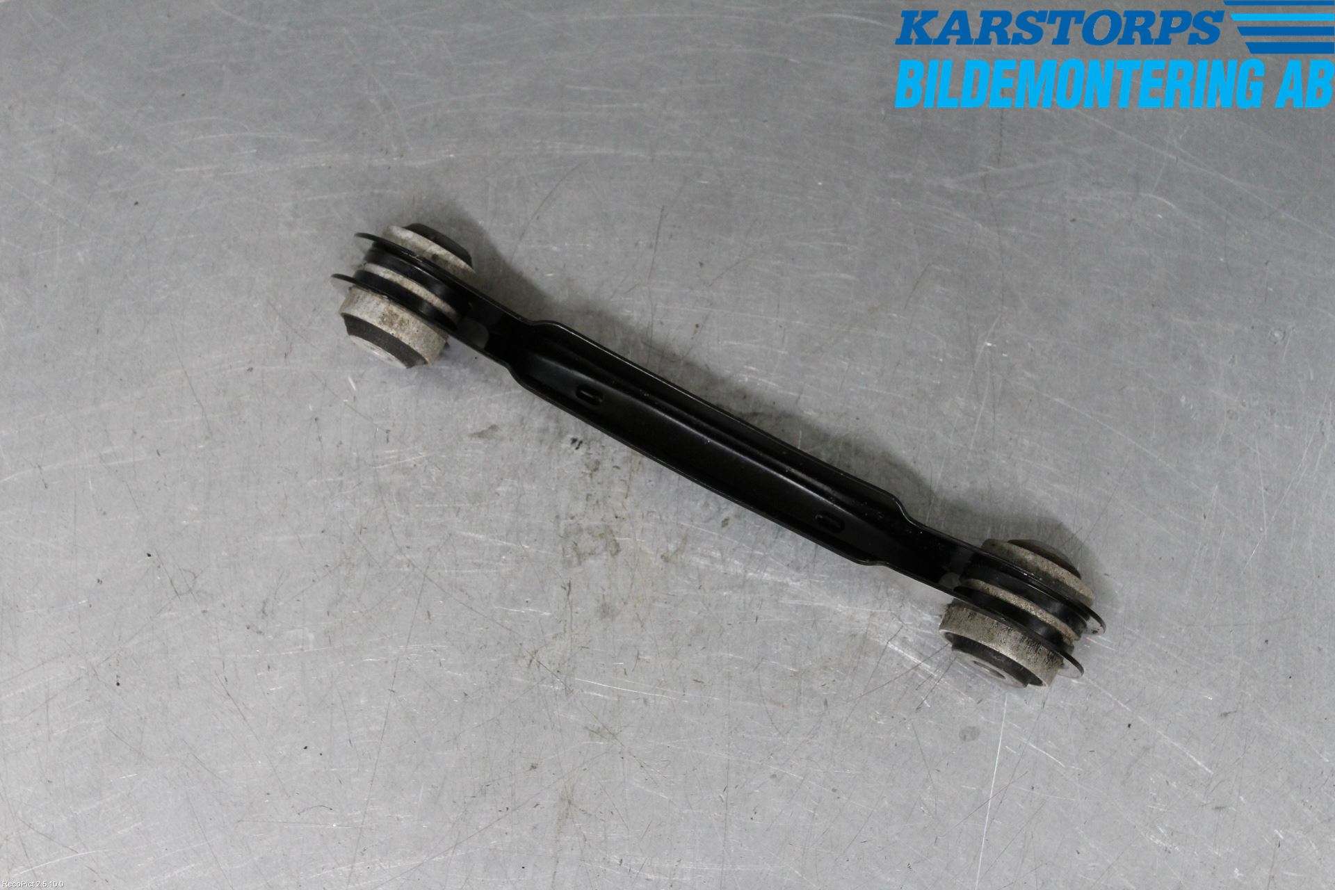 BMW 3 F30/F31/F80 12-19 Momentstag Bak