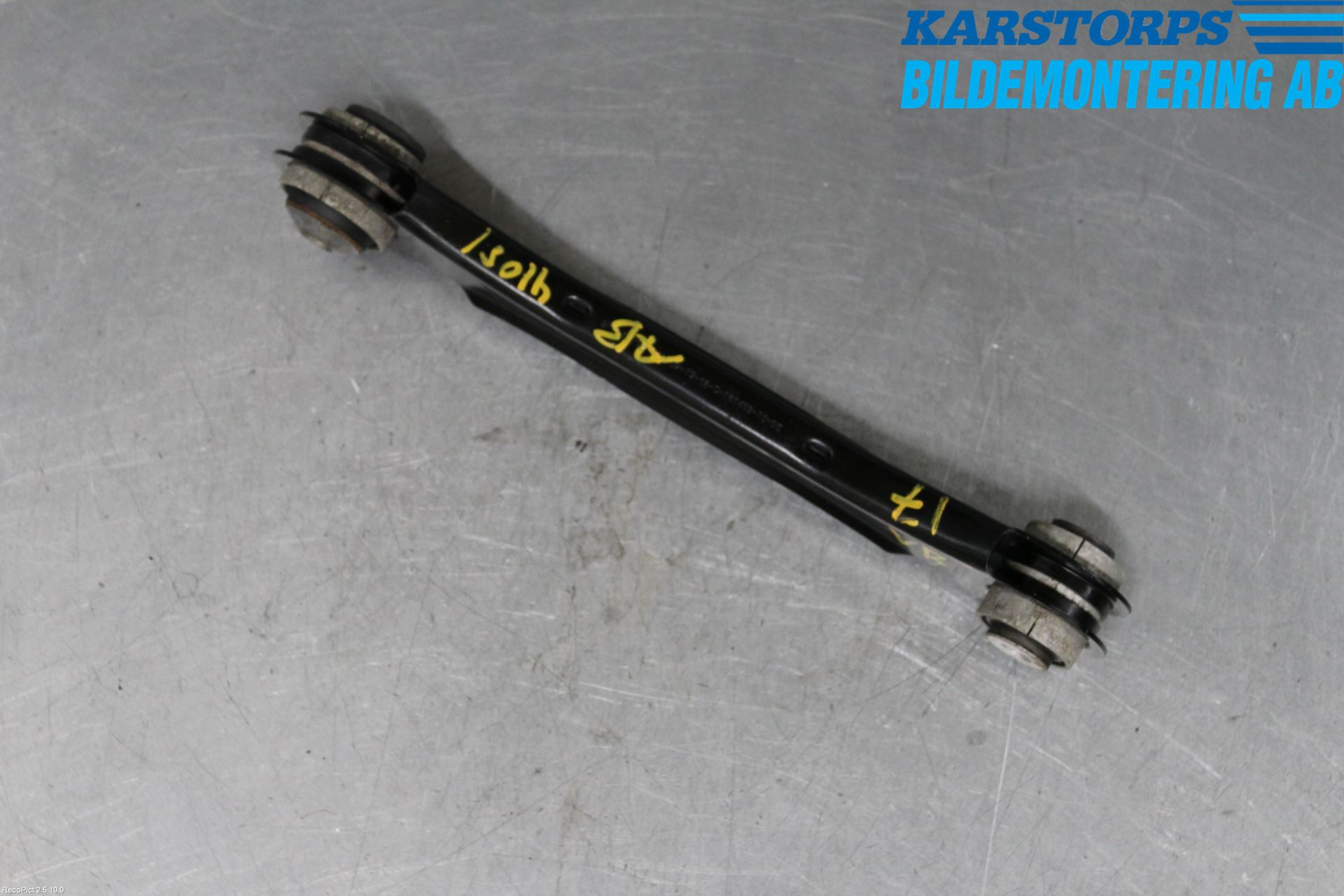 BMW 3 F30/F31/F80 12-19 Bärarm Bak Övre Vänster