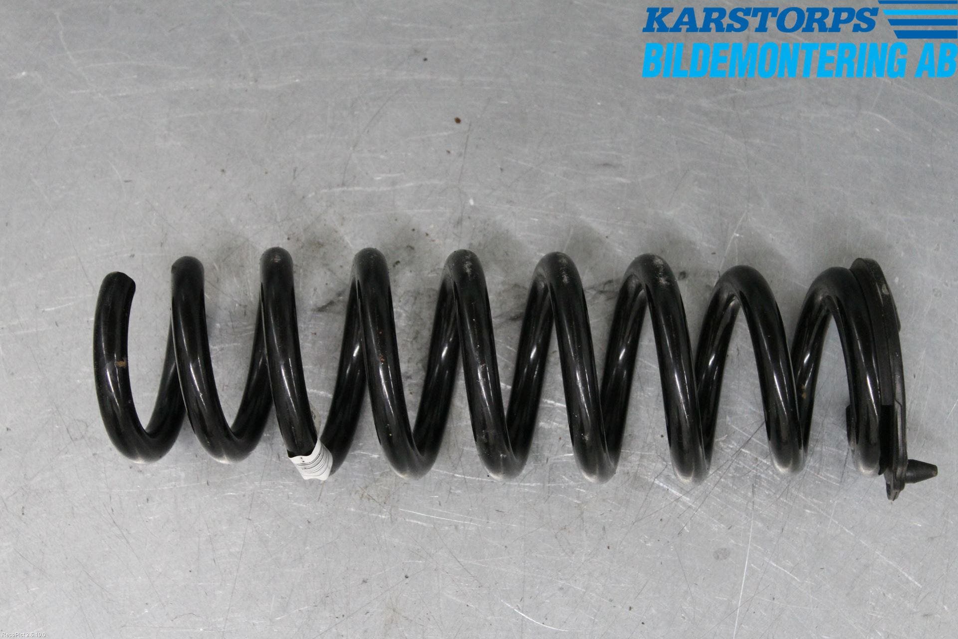 BMW 3 F30/F31/F80 12-19 Fjäder Bak