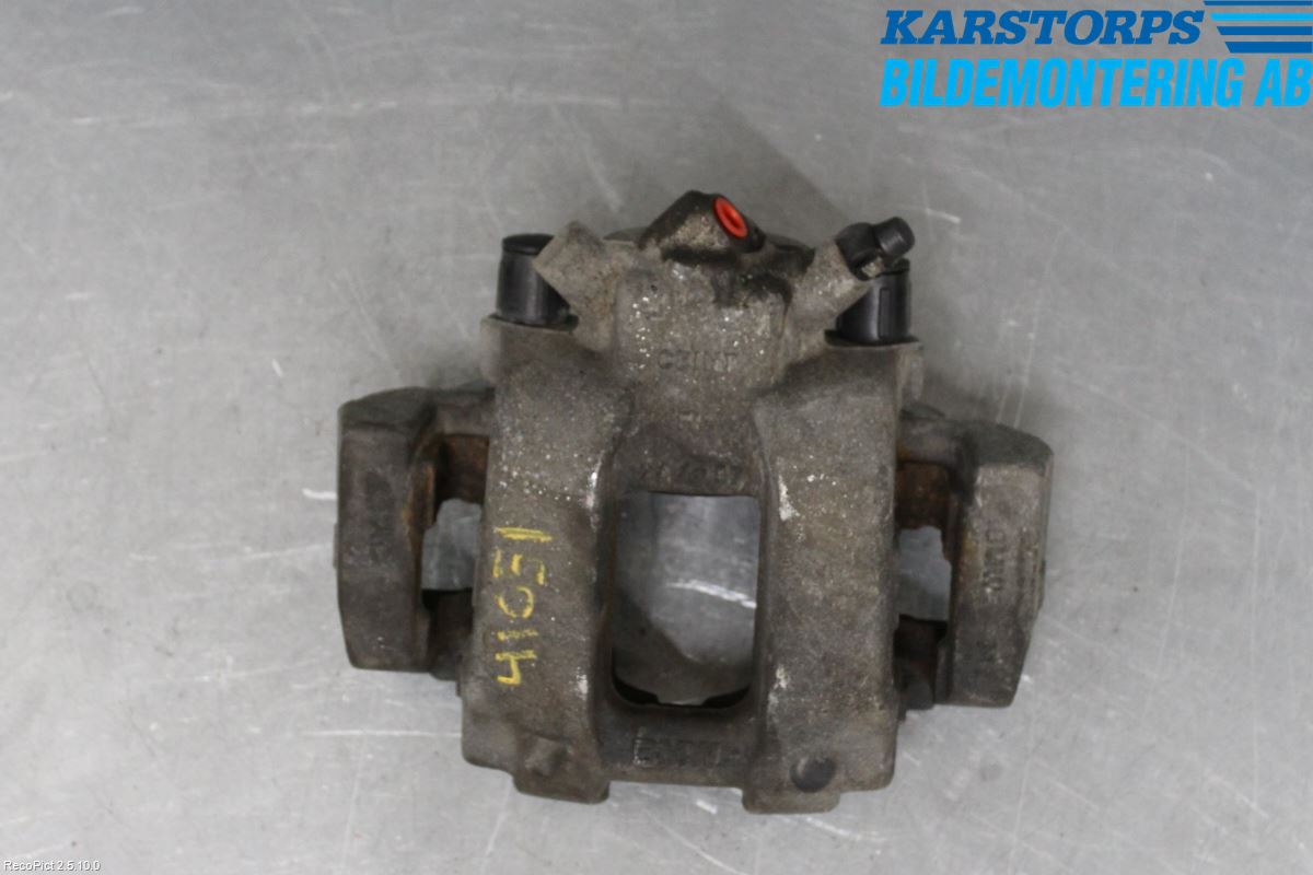 BMW 3 F30/F31/F80 12-19 Bromsok Fram Höger
