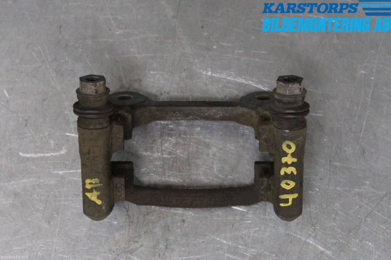 Mini CLUBMAN R55 06-14 Bromsokshållare