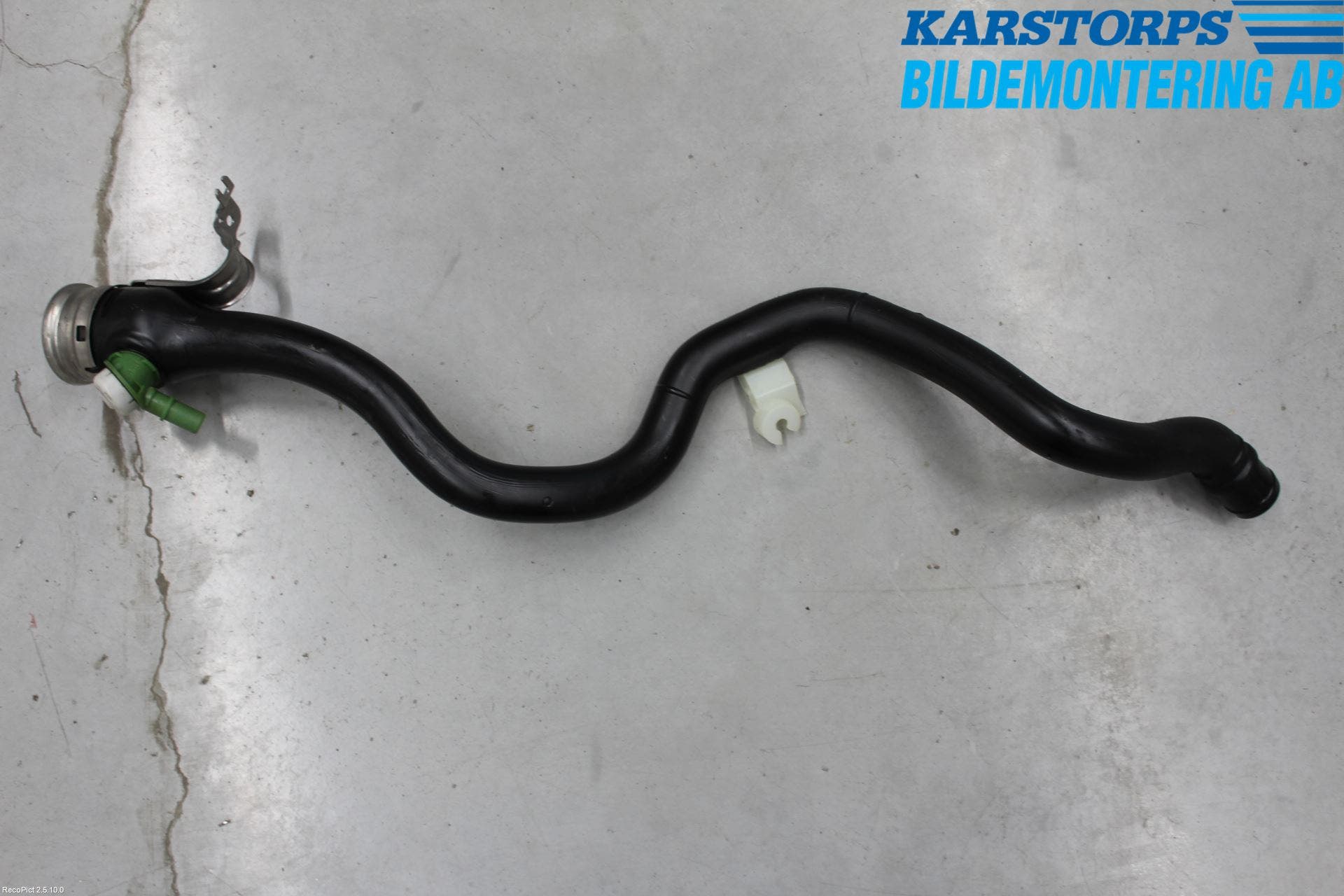 BMW 3 GT F34 13-19 Bränslepåfyllnrör-Slang