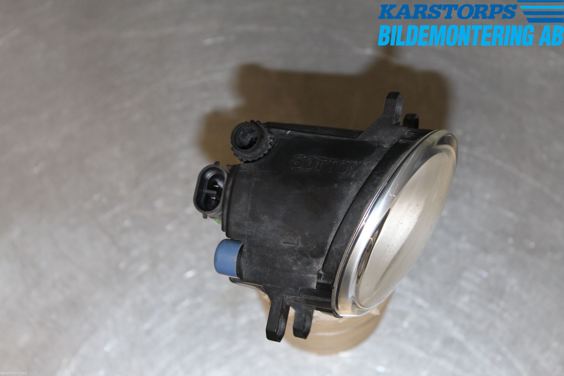 Toyota AVENSIS 07-08 Dimljus-Varselljus Fram