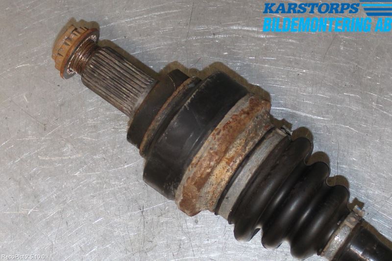BMW 3 GT F34 13-19 Drivaxel Bak Vänster