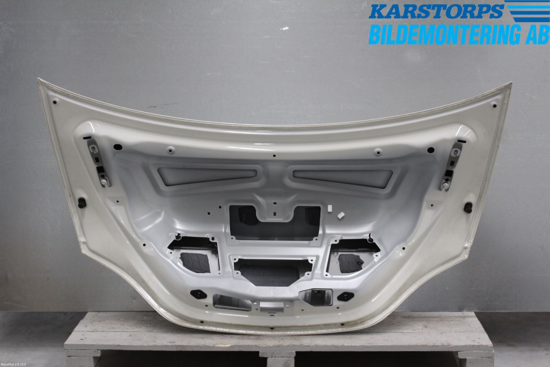 Mercedes-Benz MB CLA-KLASS (C117/X117) 13-19 Baklucka (Ej Med Ruta)