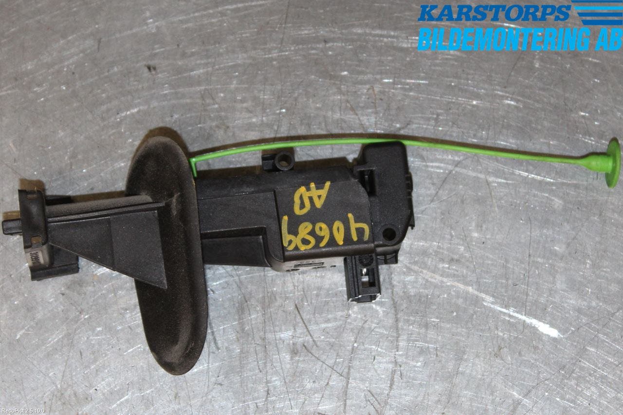 Volvo V70 14-16 Centrallåsmot Tanklucka