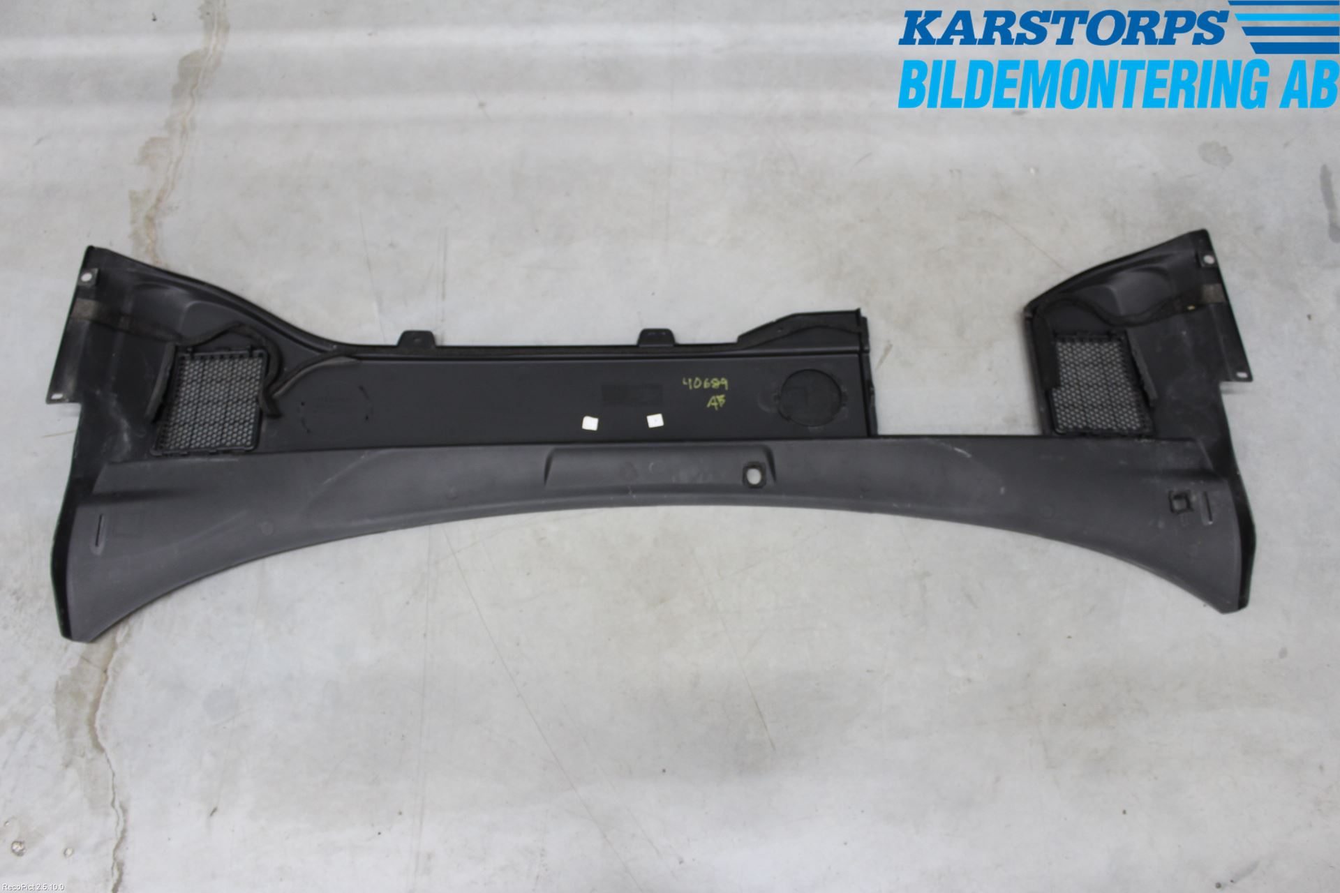 Volvo V70 14-16 Torpedplåt-Torpedplast