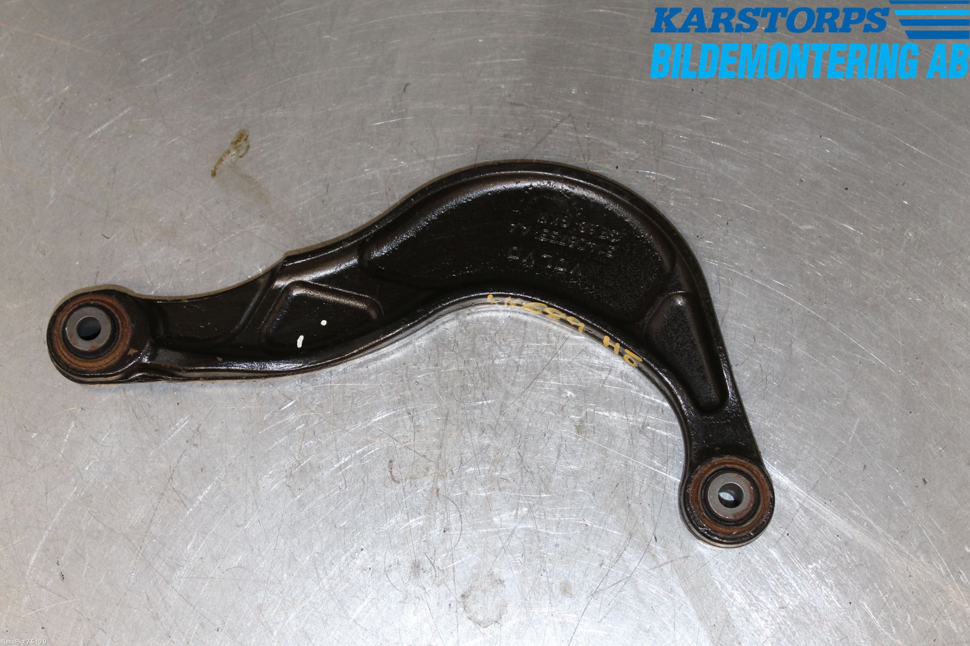 Volvo V70 14-16 Bärarm Bak Övre Höger