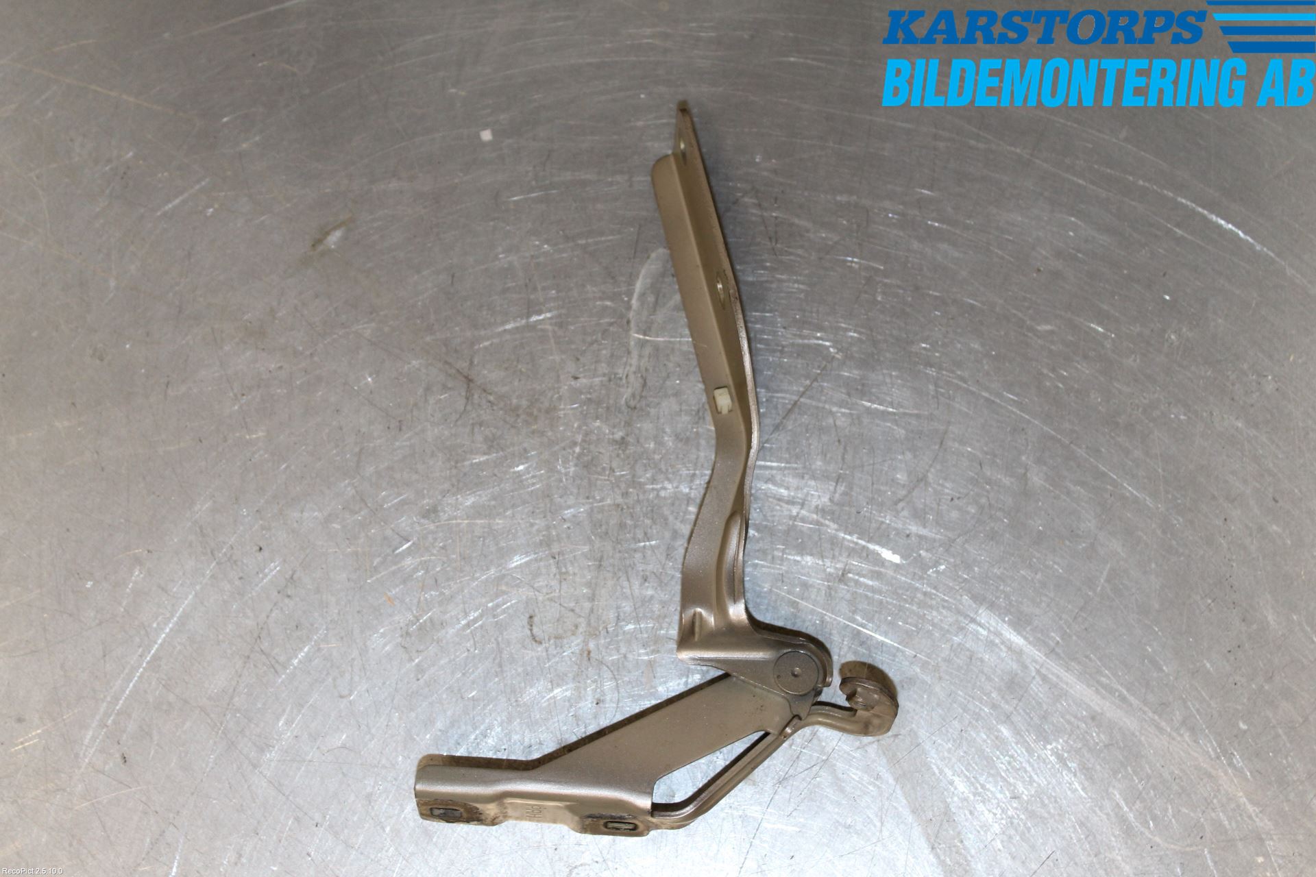 Nissan PRIMERA 02-07 Huvgångjärn