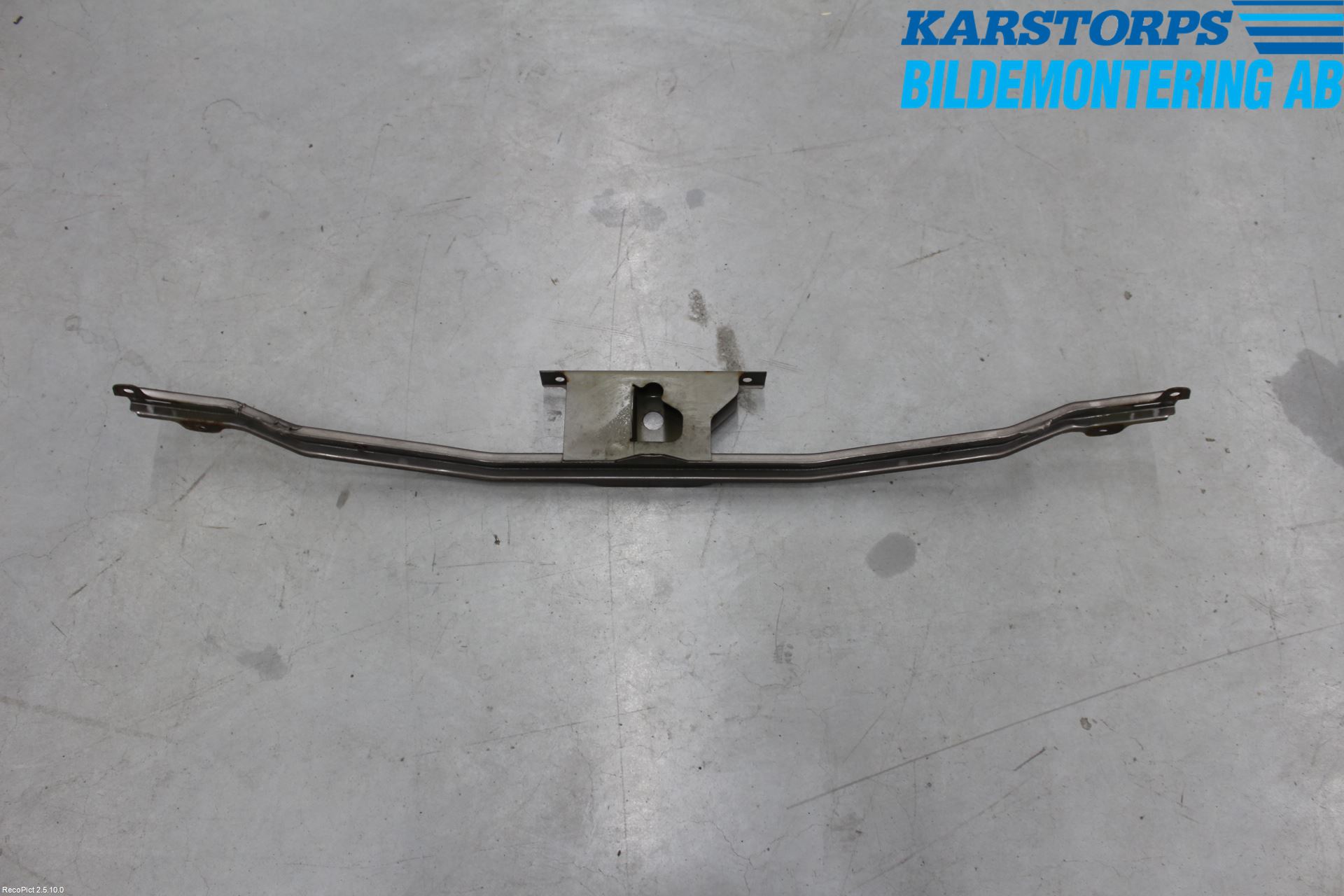 Nissan PRIMERA 02-07 Front Huvlåsplåt-Balk