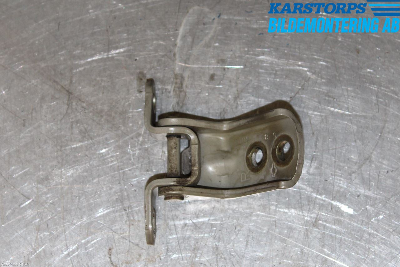 Nissan PRIMERA 02-07 Dörrgångjärn