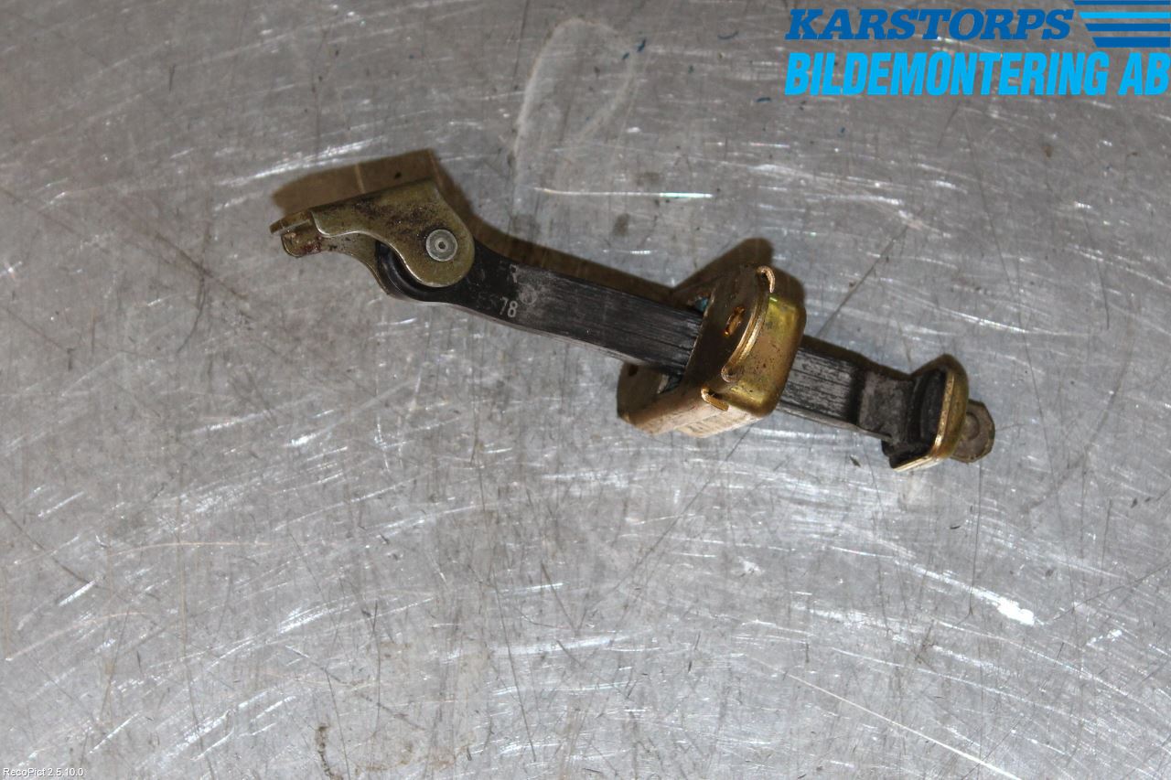 Nissan PRIMERA 02-07 Dörrstopp