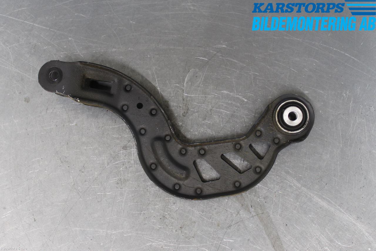Mercedes-Benz MB CLA-KLASS (C117/X117) 13-19 Bärarm Bak Övre Höger