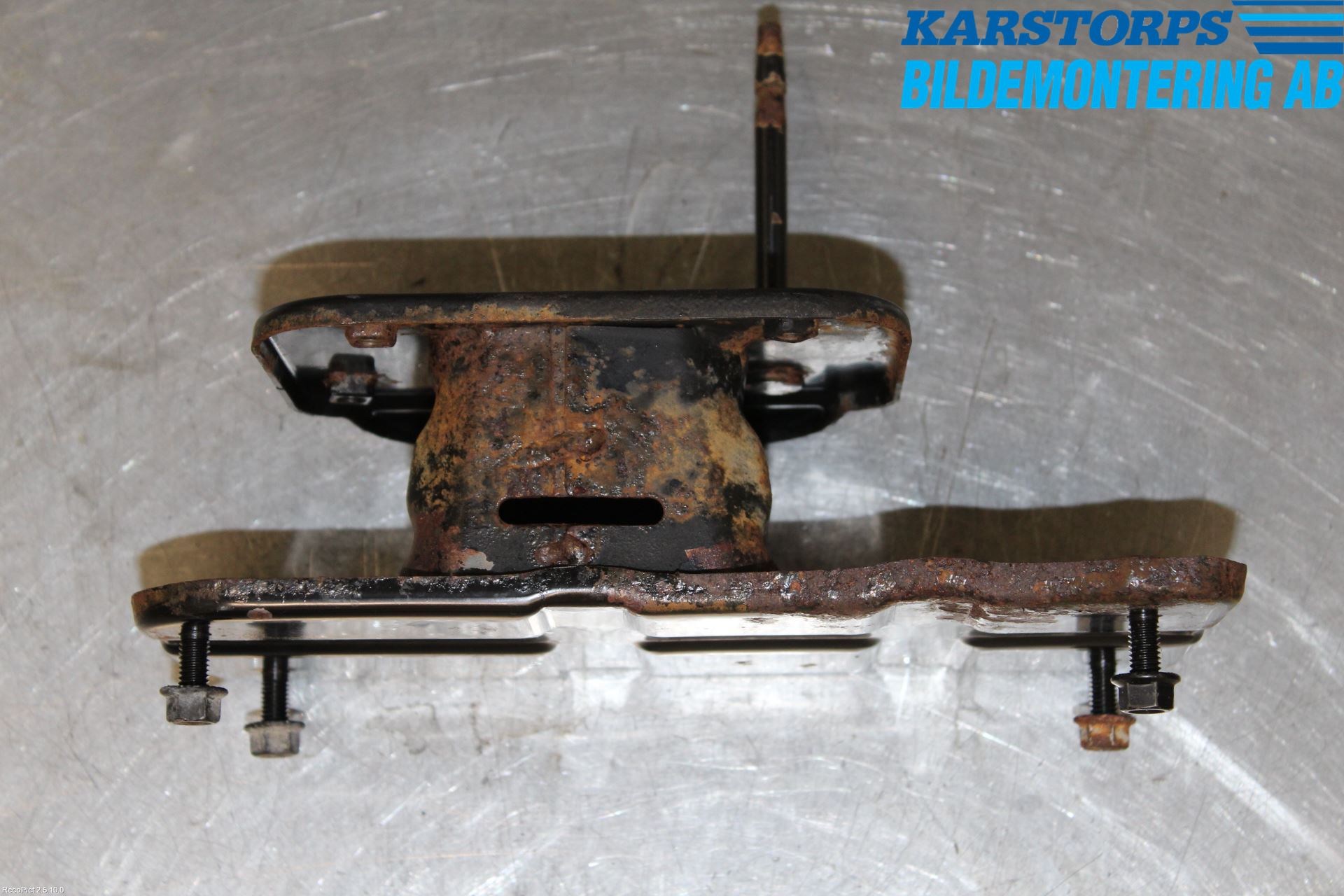 Kia RIO 12-16 Stötfångarbärjärn Bak